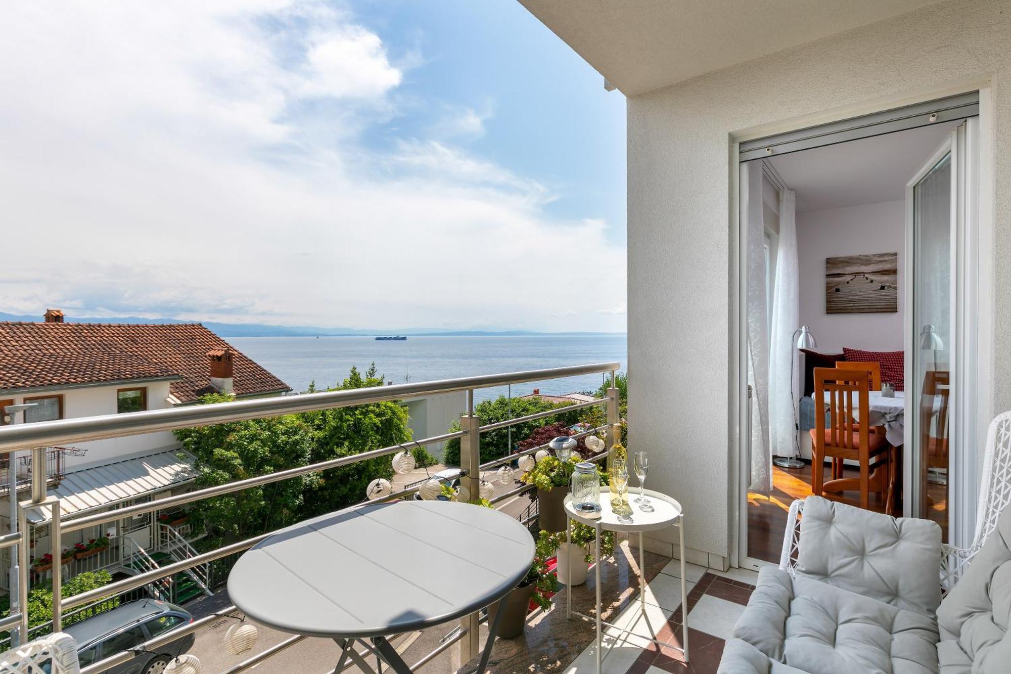 Ferienwohnung Old Lady Opatija Exterior foto